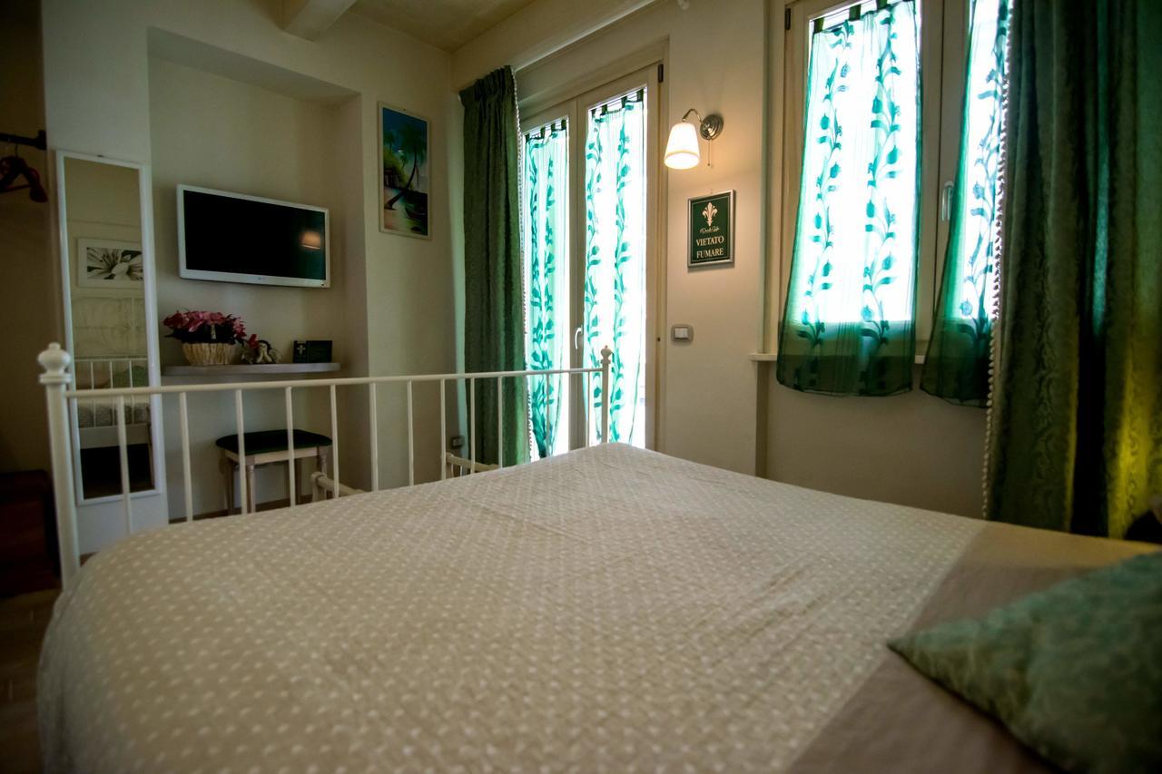 Il Piccolo Giglio Bed & Breakfast Porto Sant'Elpidio Exterior photo